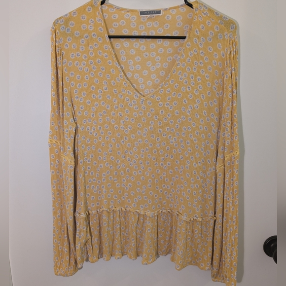 Pleione Yellow Floral Blouse - Picture 2 of 6